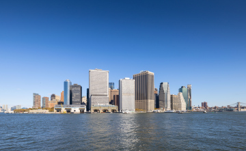 Panorama Dolnego Manhattanu, widok z wody - zdjęcie stockowe