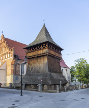 Bazylika św. Mikołaja w Bochni - Drewniana Dzwonnica