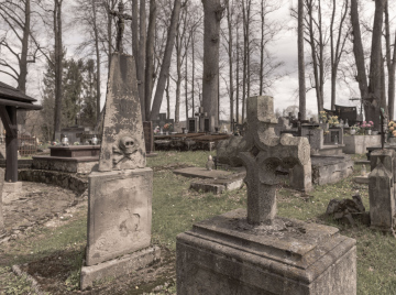 Zabytkowy Cmentarz w Lipnicy Murowanej