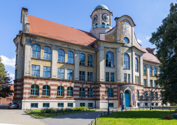 Zabytkowy Budynek IV Liceum Ogólnokształcącego im. Bolesława Chrobrego w Bytomiu