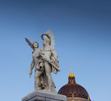 Nike koronuje bohatera, Kamienna rzeźba Friedricha Drake'a w Berlinie zdjęcie tockowe