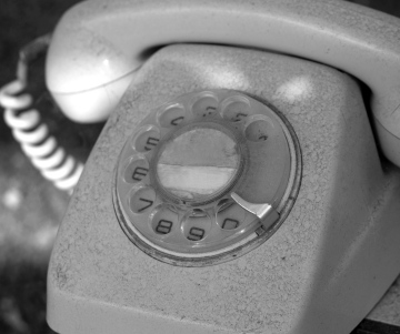 Stary Telefon Pokryty Kurzem