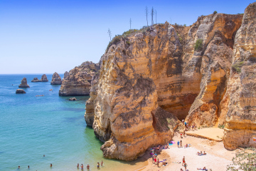 Skalista Plaża na Południu Portugalii