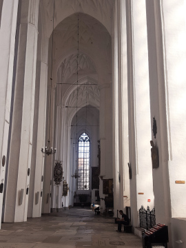 Wnętrze Bazyliki konkatedralnej Wniebowzięcia Najświętszej Maryi Panny w Gdańsku