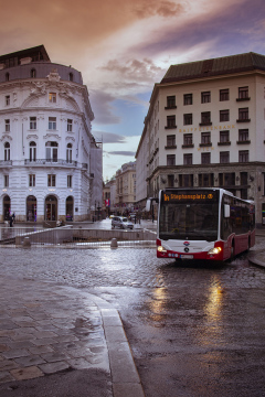 Autobus w Centrum Wiednia