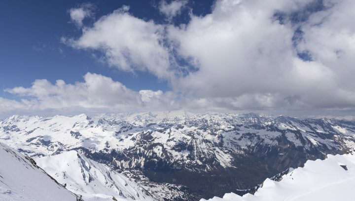 Panorama Alpejskich na Alpejskie Szczyty