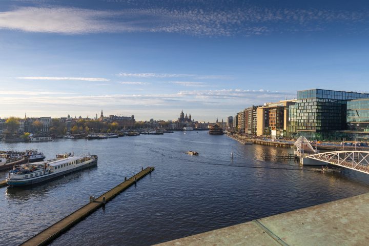 Oosterdok w Amsterdamie