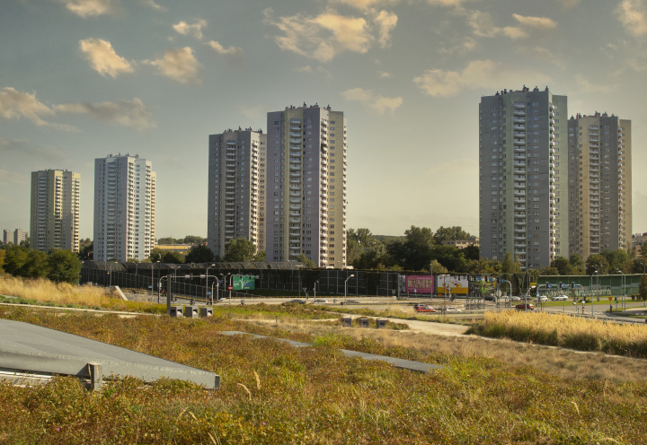 Bloki na Osiedlu Walentego Roździeńskiego w Katowicach - zdjęcie stockowe