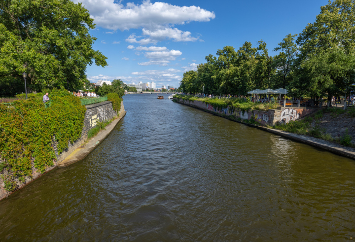 Kanał we Wrocławiu - zdjęcie stockowe