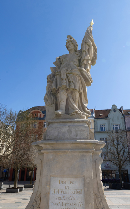 Rzeźba św. Floriana na placu Masaryka w Ostrawie