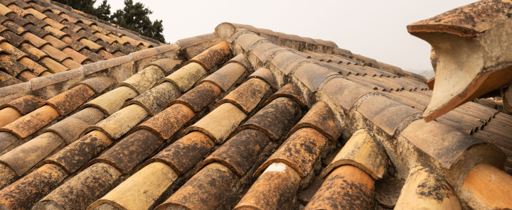 Stara Dachówka Ceramiczna